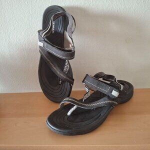 Airwalk Women's Crossover Sandals - Black - Size 7.5